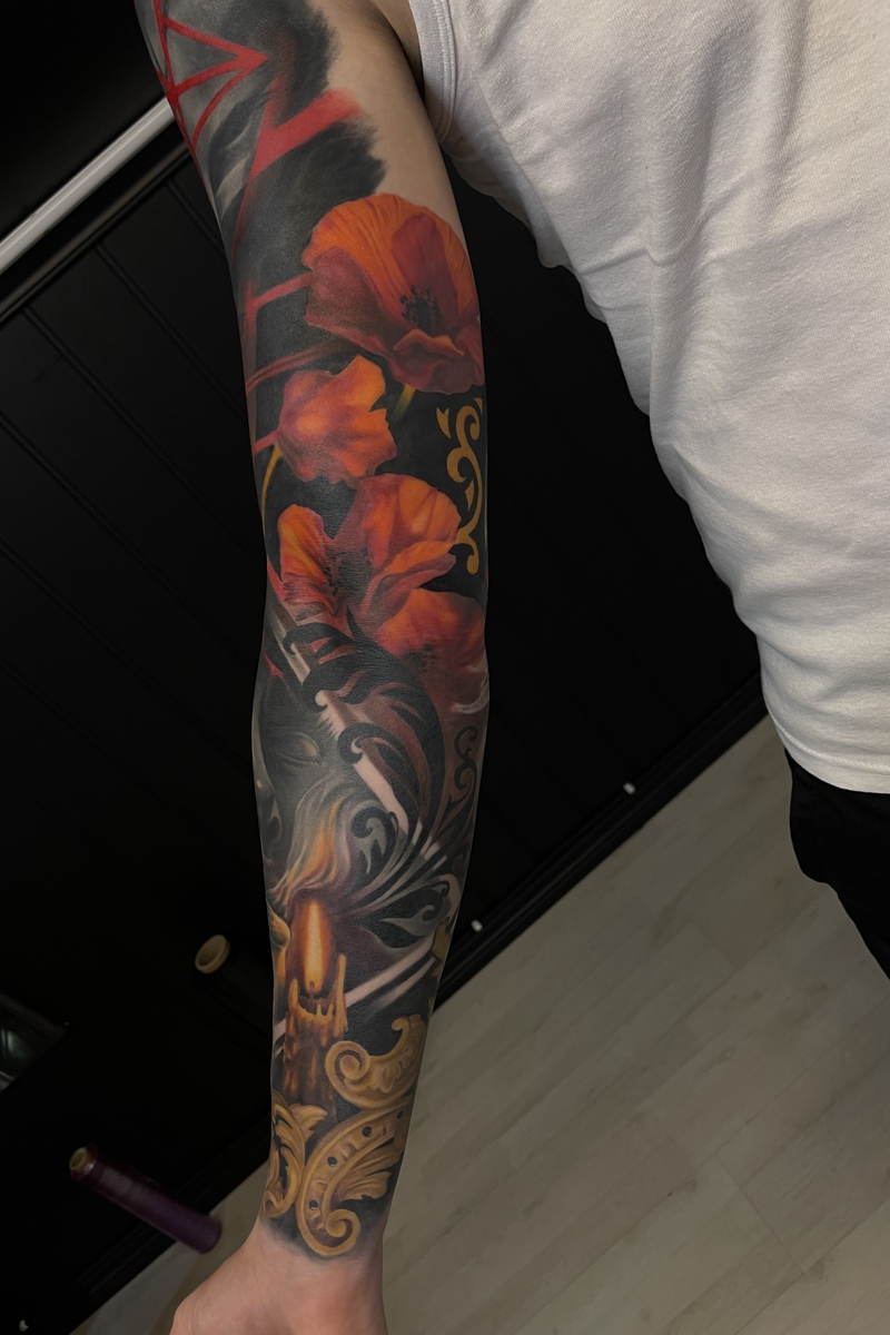 poppies and candle Image